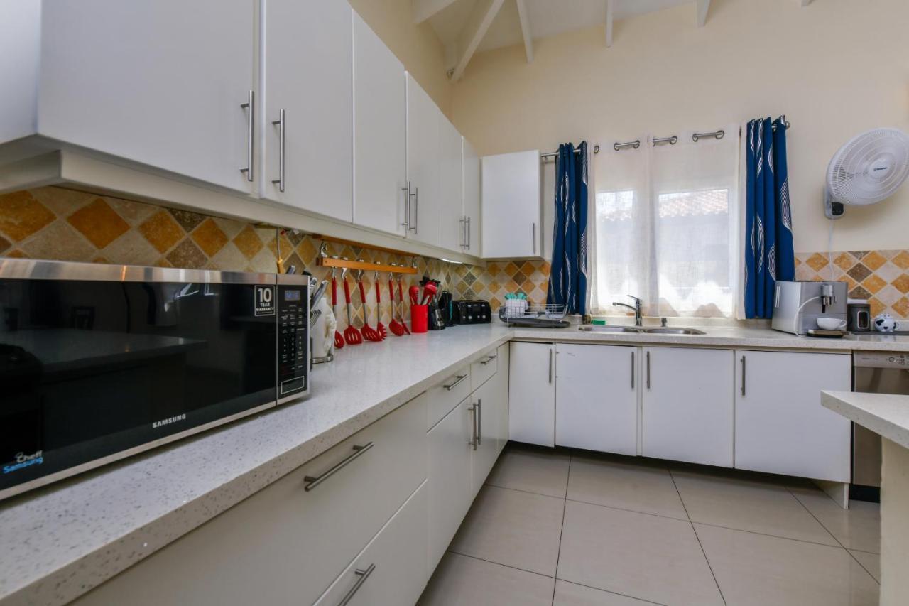 Villa Swiss Paradise With Private Pool Palm Beach Dış mekan fotoğraf